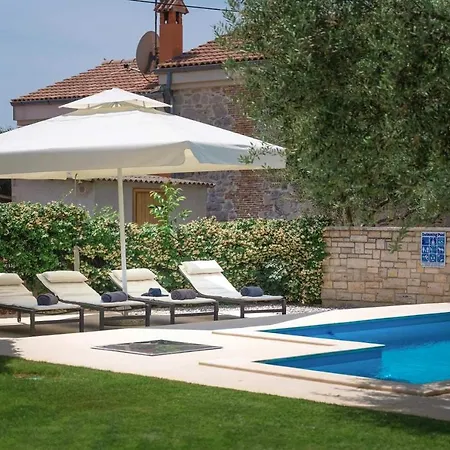 Karolina Casa de Férias Dračevac