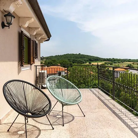 Karolina